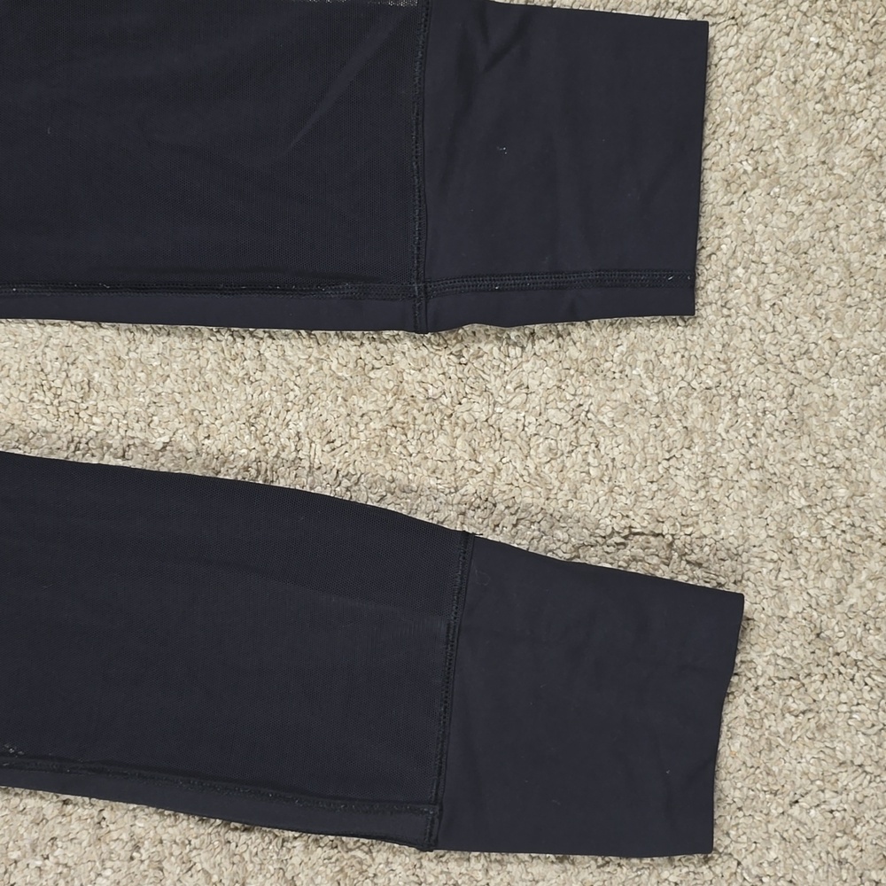 Lululemon Fresh Mesh Run 25" Black Size 4 - Picture 5 of 8